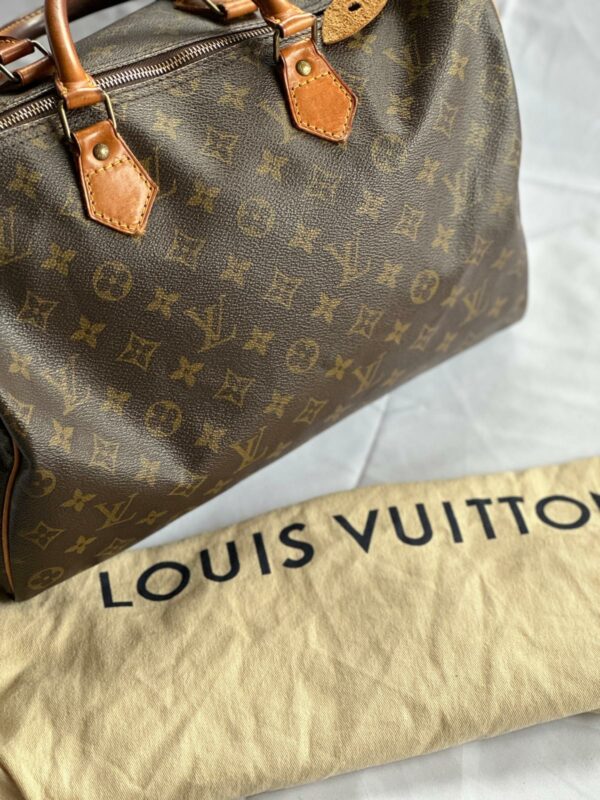LOUIS VUITTON SPEEDY 35