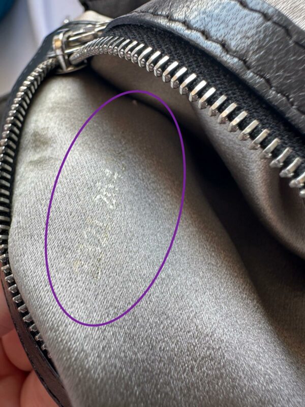 baguette FENDI