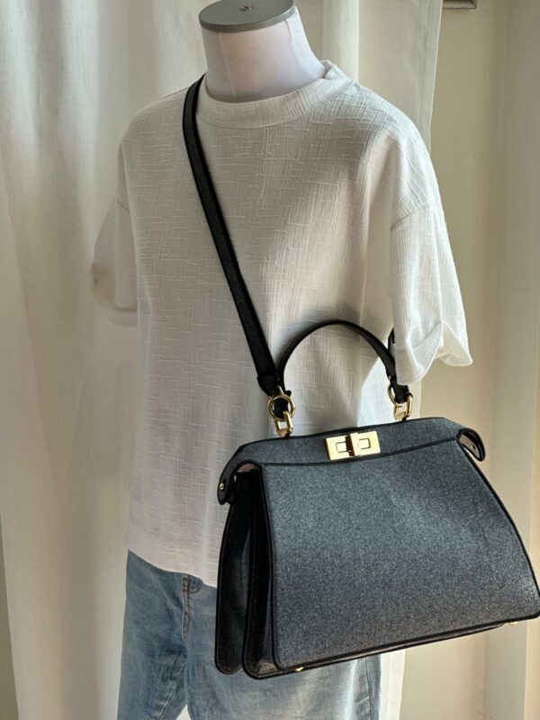 Fendi Peekaboo IseeU Medium Flanella Bag