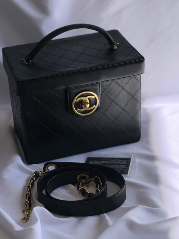 Vintage Chanel Vanity Case (1991/1994)