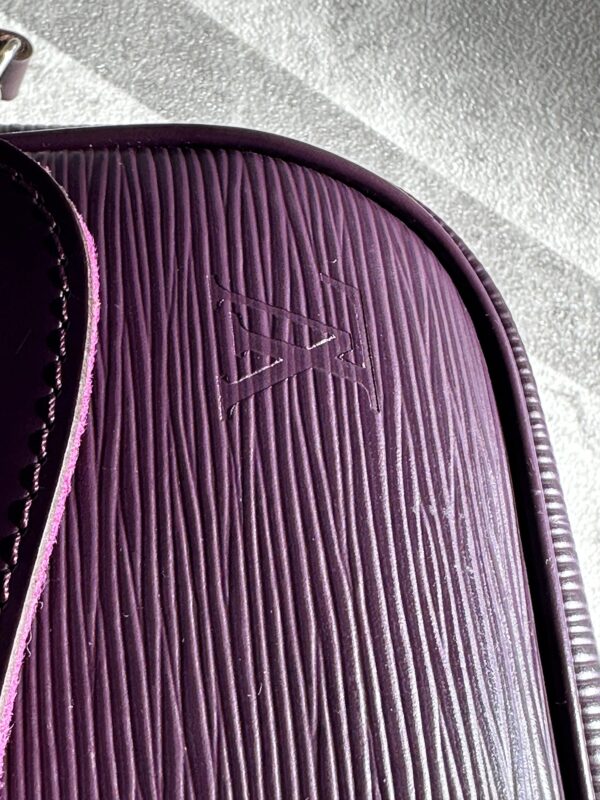 Louis Vuitton Purple Epi Montaigne Pochette (2008)