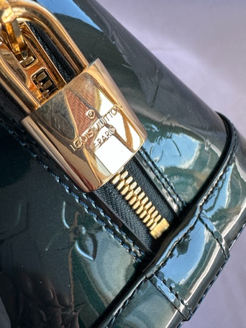 Louis Vuitton Alma PM Vernis (2010)