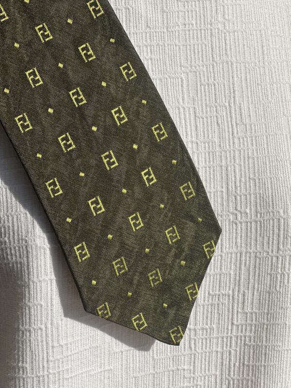 Fendi Cravatta Vintage 100%seta