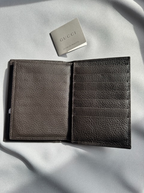 Gucci Monogram Maxi Wallet (anni 2000)