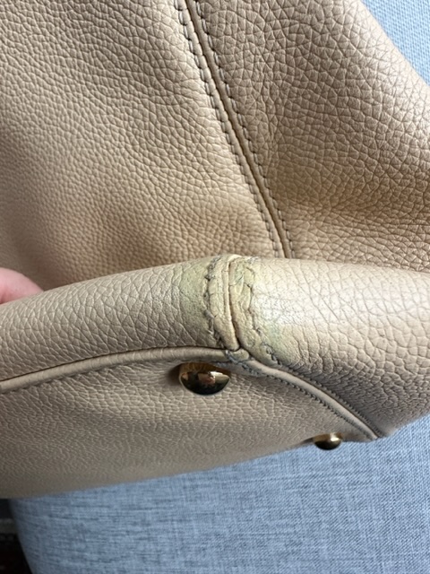 Chanel Caviar Executive Bag (2010/2011) loop