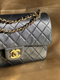 Chanel Timeless Classique Double Flap Small Bag (1989/1991)