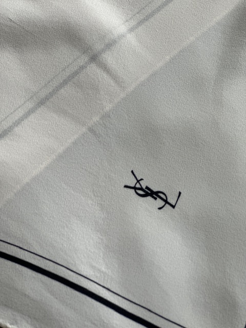 Vintage YSL Foulard (1980)