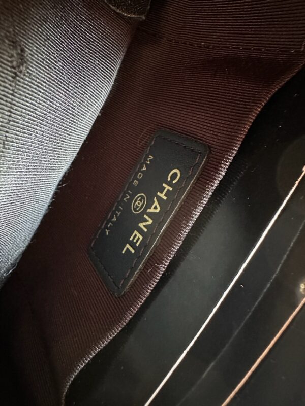 Pochette Chanel 19 in Satin (2021)