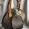 Louis Vuitton Ellipse MM (1999)