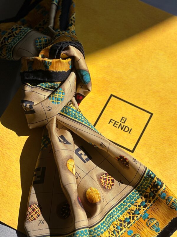 Fendi Buttons Foulard (anni ‘80/90)