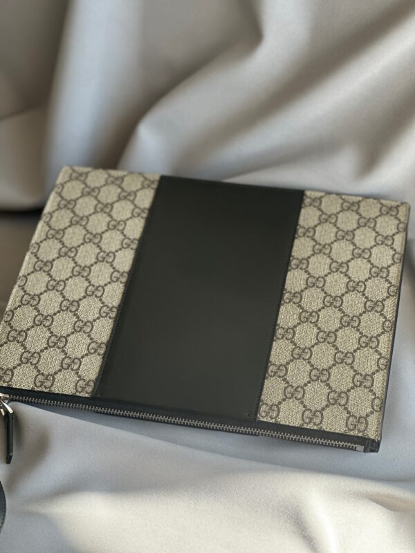 Gucci Supreme Canvas Eden Clutch (2017)