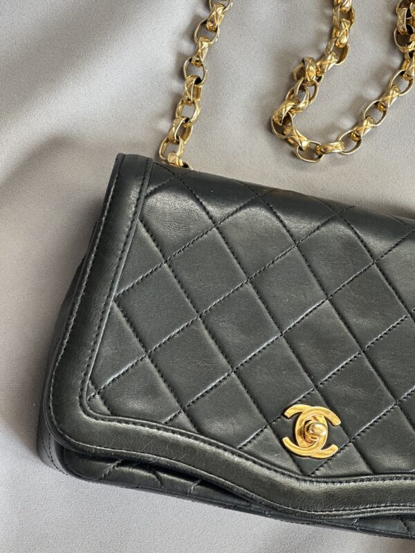 Chanel Vintage Bijoux Chain Mini Flap Bag (1989/1991)