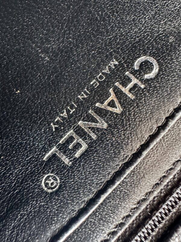 Chanel Timeless Caviar Maxi Jumbo (2009/2010)