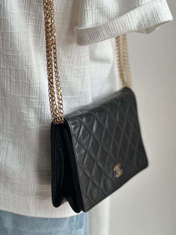 Chanel Vintage Six Chains Bag (1986/1988)