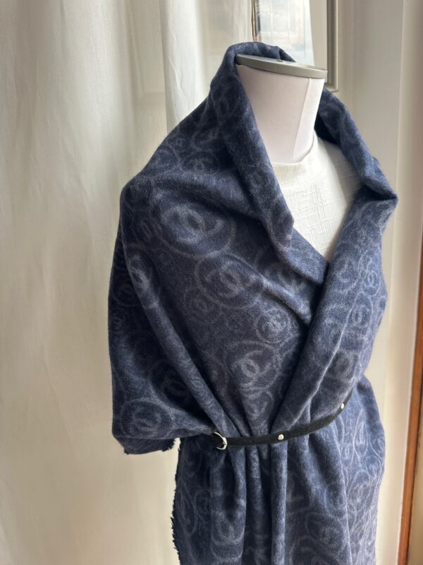 Chanel Plaid/Maxi Stola in 100% Cachemire