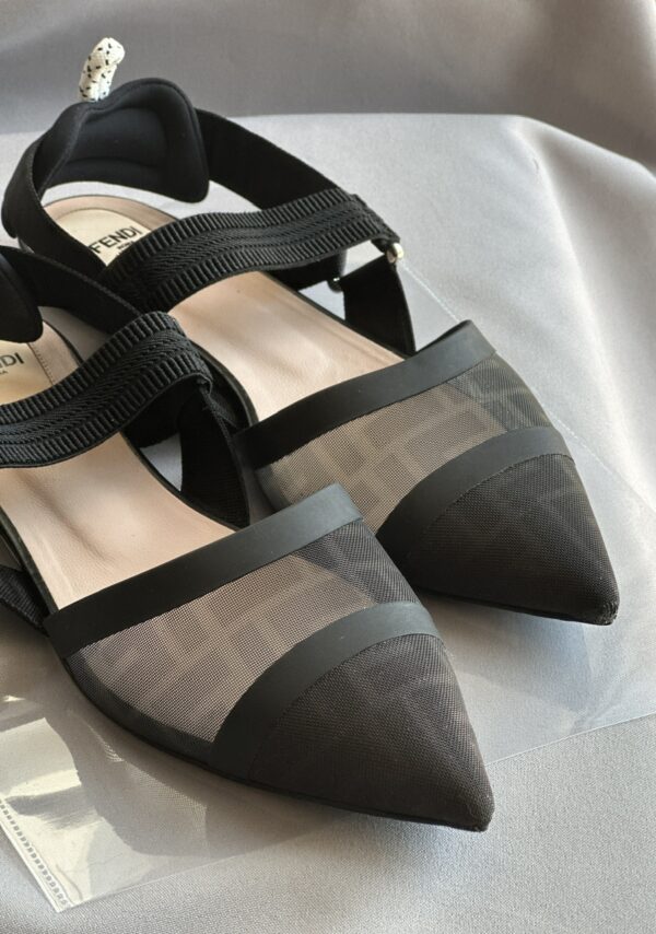 Fendi Colibrì Flat Slingback