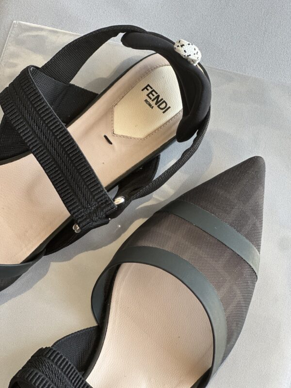 Fendi Colibrì Flat Slingback