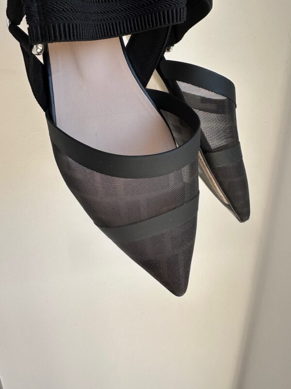 Fendi Colibrì Flat Slingback