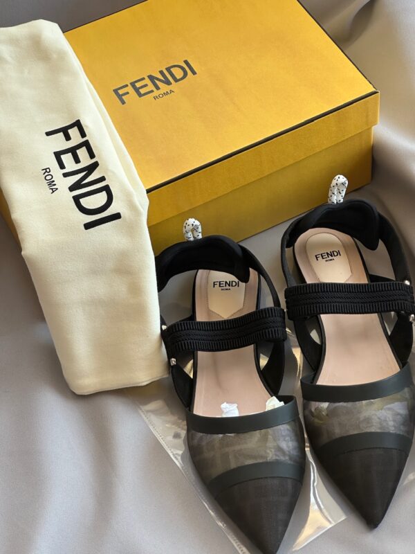 Fendi Colibrì Flat Slingback