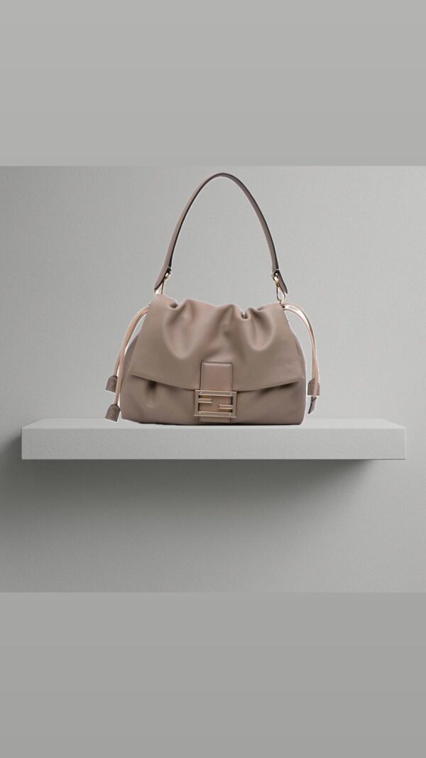FENDI LARGE MAMMA BAGUETTE (2025)