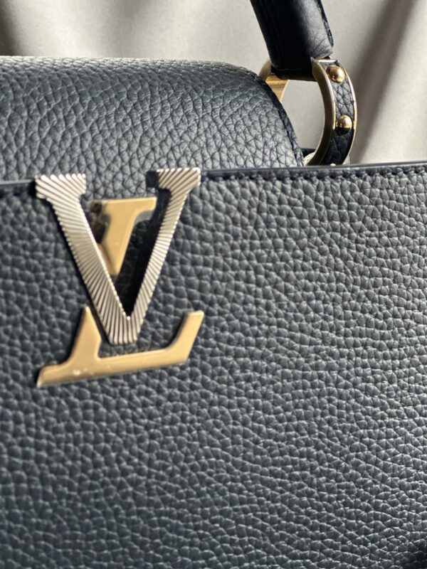 IMG_5665 Louis Vuitton Taurillon Infinity Chain Capucines MM (2025)