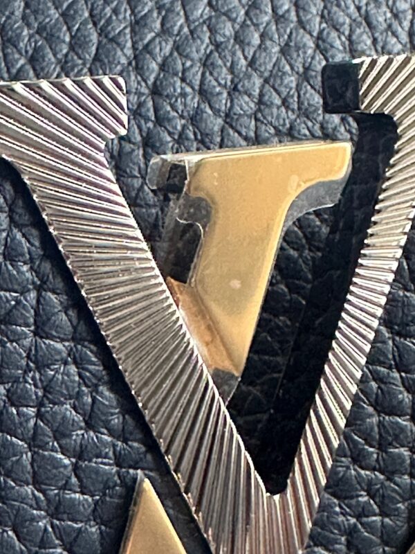 IMG_5679 Louis Vuitton Taurillon Infinity Chain Capucines MM (2025)