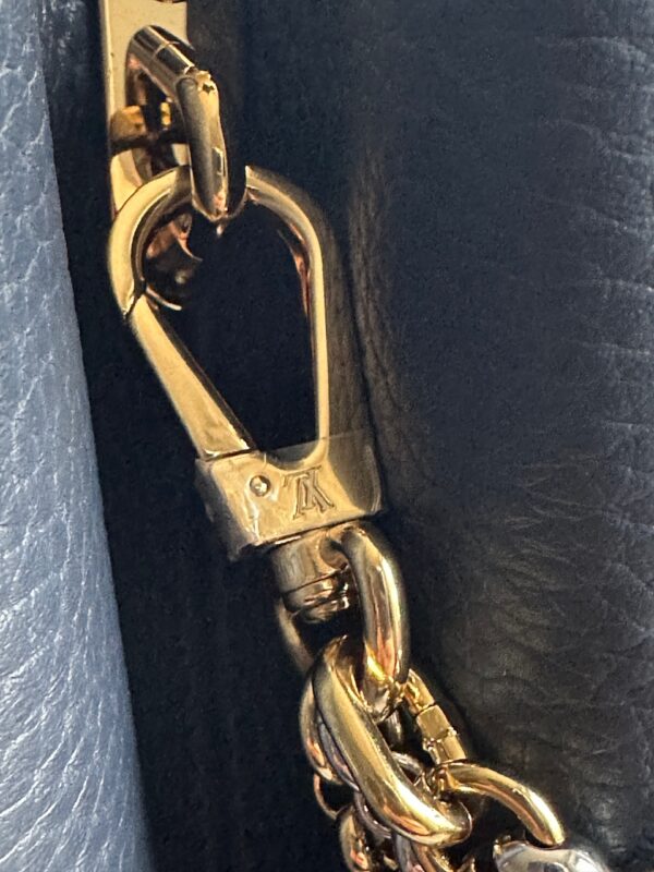 IMG_5688 Louis Vuitton Taurillon Infinity Chain Capucines MM (2025)
