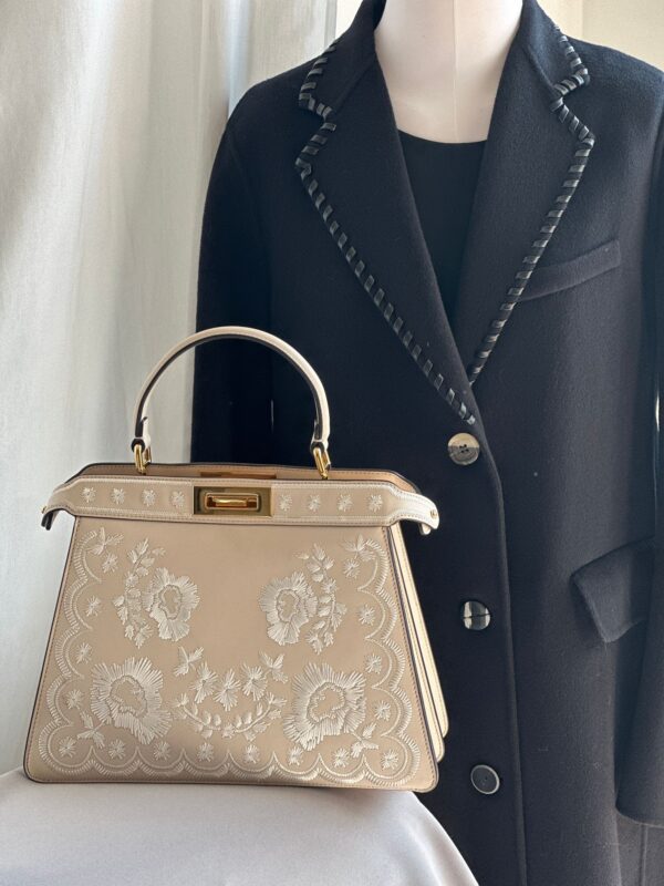 img_3045 Fendi Peekaboo ISeeU Medium White Embroidery (2023)