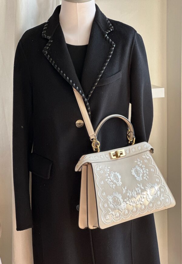 img_3046 Fendi Peekaboo ISeeU Medium White Embroidery (2023)