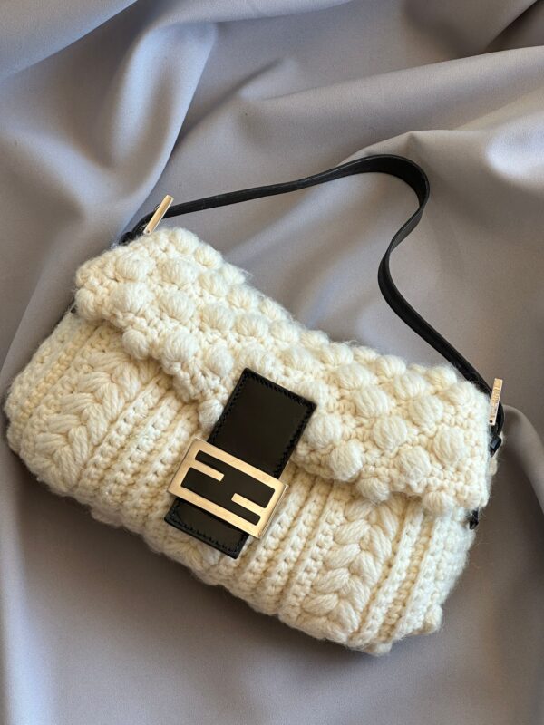 IMG_5775 Fendi Wool Crochet White Baguette (1999)