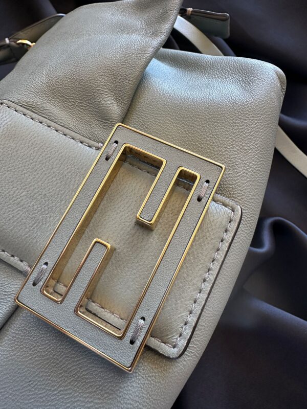 IMG_9037 Fendi Small Mamma Baguette (2025)
