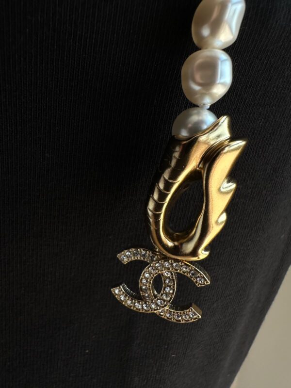 Chanel Pearl Belt Necklace Fish Head (2023)