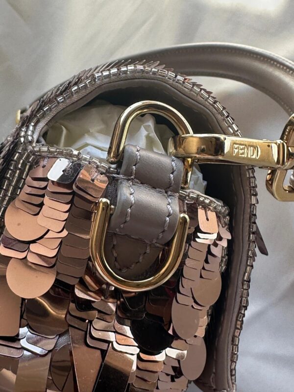 IMG_4540 Fendi Sex and the City Rose/Taupe Baguette (2023)